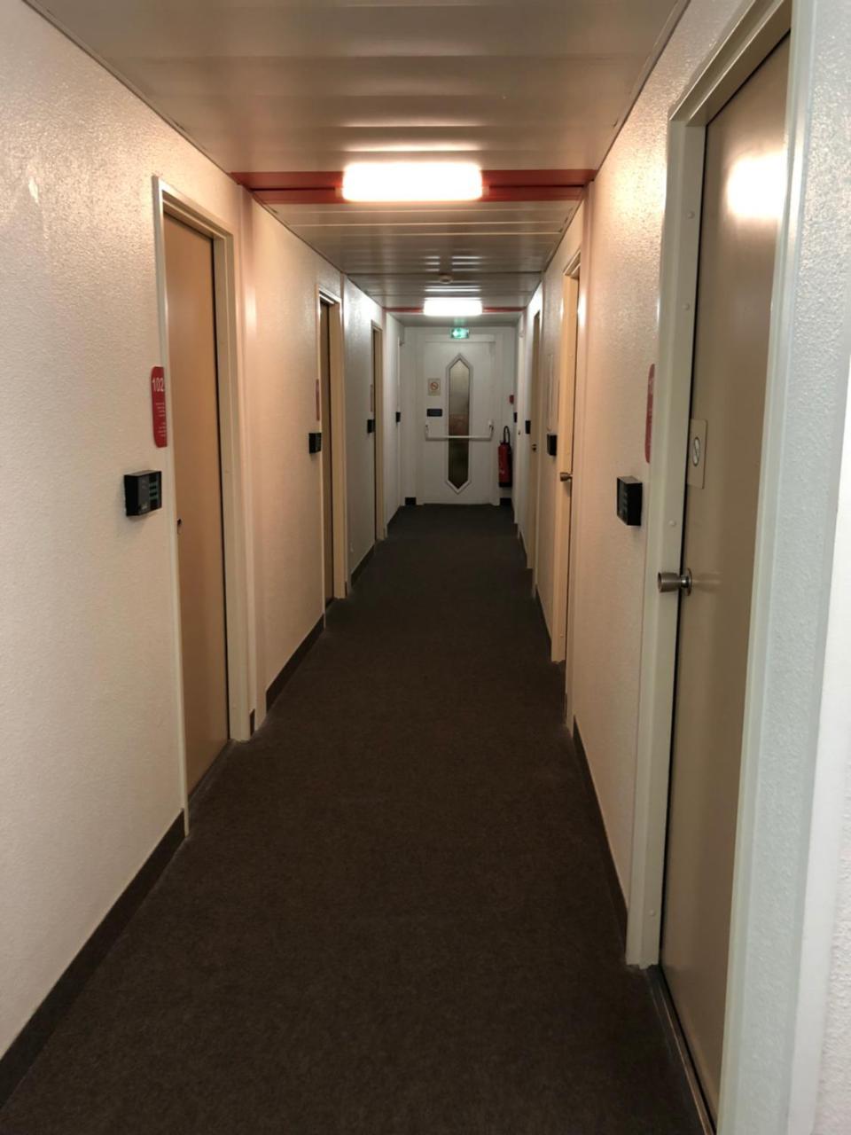 萨韦尔纳蒙斯维莱f1酒店 Monswiller 外观 照片